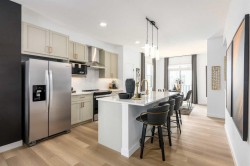 701-437 Alpine Avenue SWCalgary, AB T2Y 0Z8