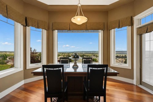 87 Royal Ridge Terrace Nw, Calgary, AB - Indoor Photo Showing Dining Room