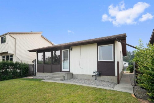 3032 32A Avenue Se, Calgary, AB - Outdoor With Exterior