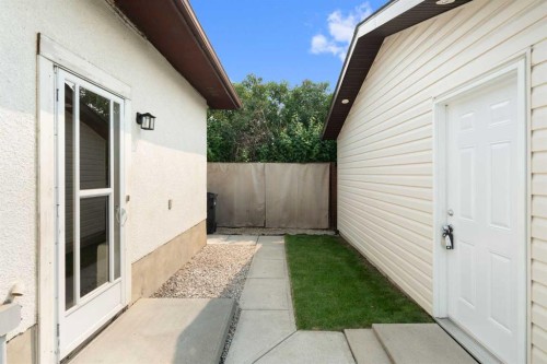 3032 32A Avenue Se, Calgary, AB - Outdoor With Exterior