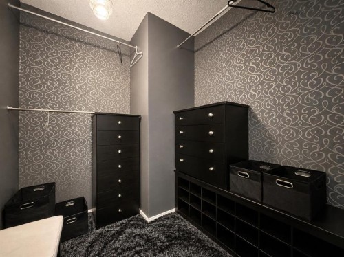 42 Inverness View Se, Calgary, AB - Indoor