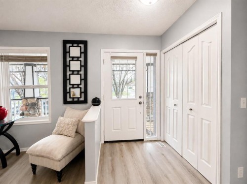 42 Inverness View Se, Calgary, AB - Indoor