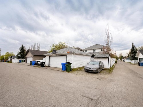 42 Inverness View Se, Calgary, AB - Outdoor