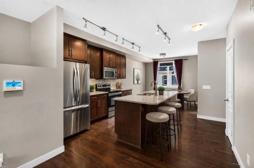 235 Mckenzie Towne Link Se, Calgary, AB - Indoor Photo Showing Kitchen