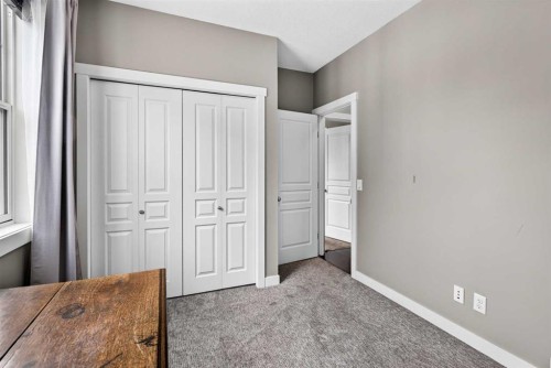 235 Mckenzie Towne Link Se, Calgary, AB - Indoor