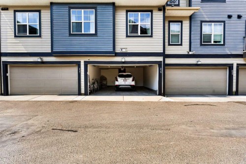 235 Mckenzie Towne Link Se, Calgary, AB - Outdoor