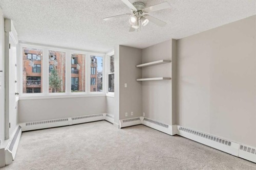 105-345 4 Avenue Ne, Calgary, AB - Indoor Photo Showing Other Room