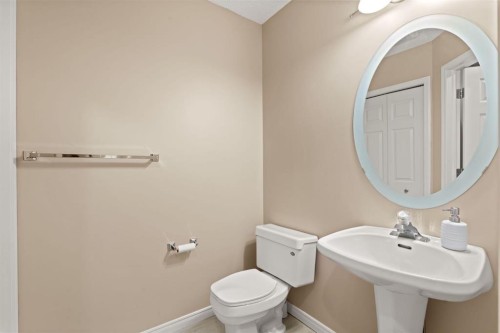 147-7707 Martha'S Haven Park Ne, Calgary, AB - Indoor Photo Showing Bathroom
