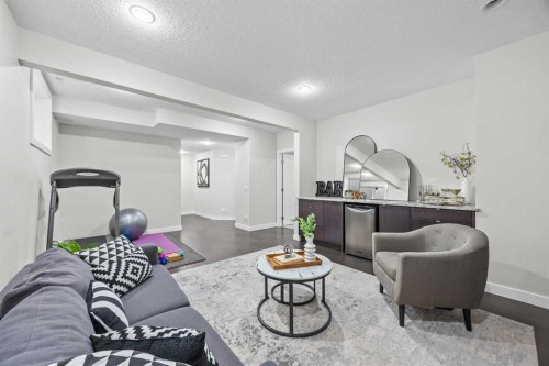 11755 Valley Ridge Boulevard Nw, Calgary, AB - Indoor Photo Showing Living Room