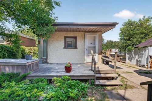 241 25 Avenue Ne, Calgary, AB - Outdoor With Deck Patio Veranda