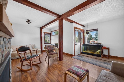241 25 Avenue Ne, Calgary, AB - Indoor With Fireplace