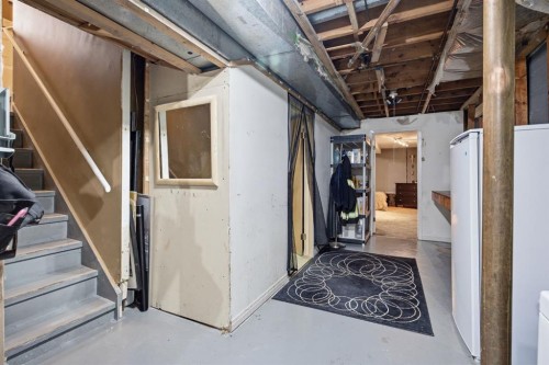 3220 14 Street Nw, Calgary, AB - Indoor Photo Showing Basement