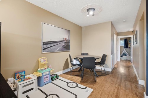 3220 14 Street Nw, Calgary, AB - Indoor