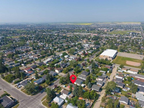 432 Centre Avenue Ne, Airdrie, AB - Outdoor With View
