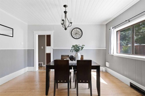 432 Centre Avenue Ne, Airdrie, AB - Indoor Photo Showing Dining Room