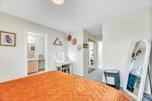31A Green Meadow Crescent, Strathmore, AB - Indoor Photo Showing Bedroom