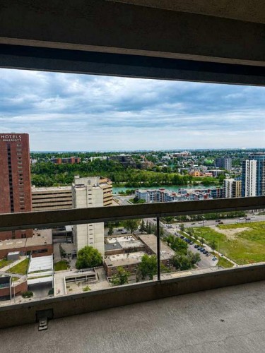 2712-221 6 Avenue Se, Calgary, AB - Outdoor With View