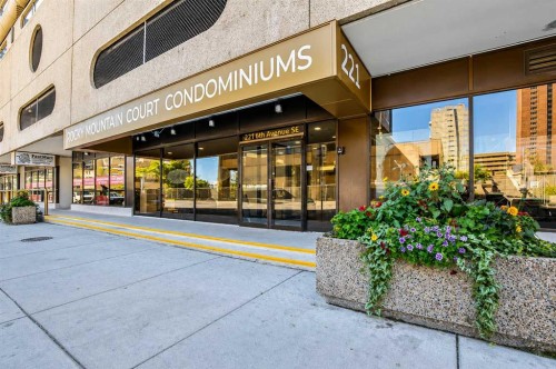 2712-221 6 Avenue Se, Calgary, AB - Outdoor