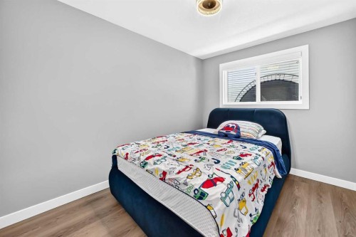 4932 Rundlehorn Drive Ne, Calgary, AB - Indoor Photo Showing Bedroom
