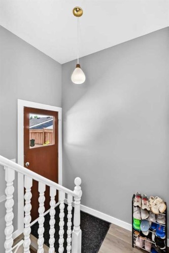 4932 Rundlehorn Drive Ne, Calgary, AB - Indoor Photo Showing Other Room