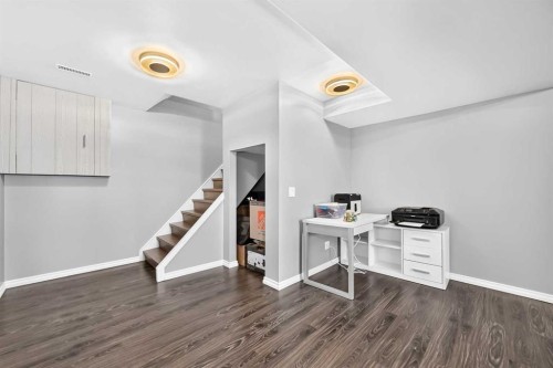 4932 Rundlehorn Drive Ne, Calgary, AB - Indoor