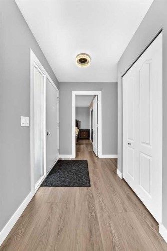 4932 Rundlehorn Drive Ne, Calgary, AB - Indoor Photo Showing Other Room