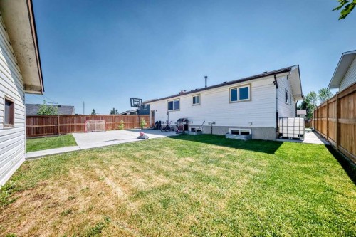 4932 Rundlehorn Drive Ne, Calgary, AB - Outdoor With Exterior