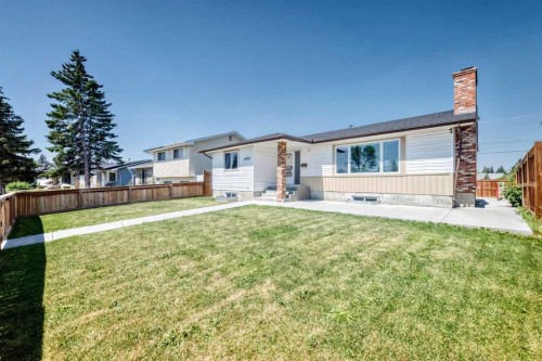 4932 Rundlehorn Drive Ne, Calgary, AB - Outdoor