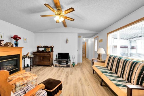 3123 Burroughs Manor Ne, Calgary, AB 