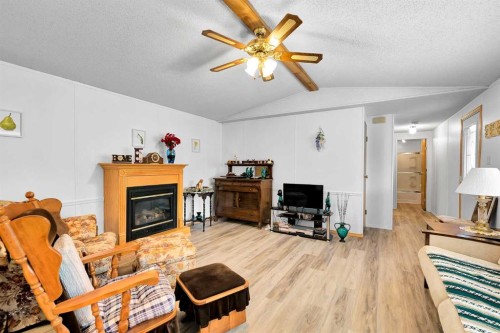 3123 Burroughs Manor Ne, Calgary, AB 