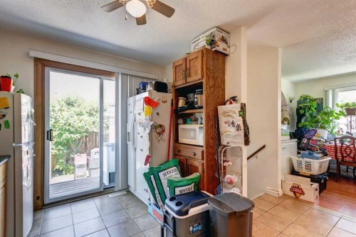 202 Olympia Drive Se, Calgary, AB - Indoor