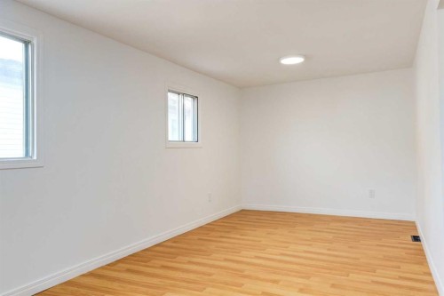 3223 83 Street, Calgary, AB 