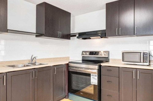 3223 83 Street, Calgary, AB 