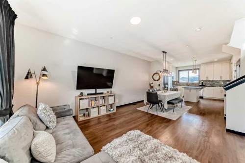 36 Howse Heights Ne, Calgary, AB - Indoor Photo Showing Living Room