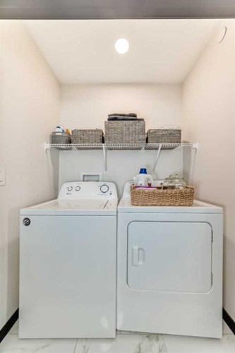 36 Howse Heights Ne, Calgary, AB - Indoor Photo Showing Laundry Room