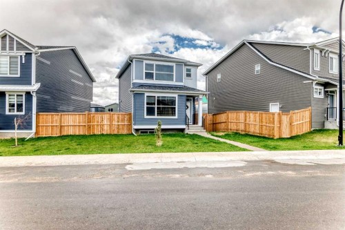 36 Howse Heights Ne, Calgary, AB - Outdoor