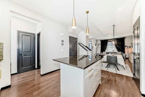 36 Howse Heights Ne, Calgary, AB - Indoor