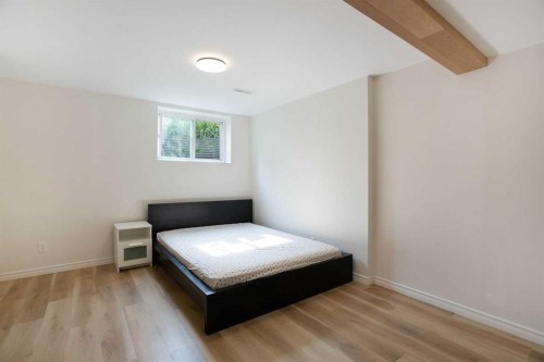 235 Templemont Drive Ne, Calgary, AB - Indoor Photo Showing Bedroom
