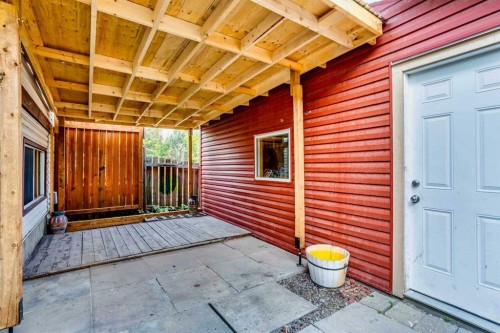235 Templemont Drive Ne, Calgary, AB - Outdoor With Exterior