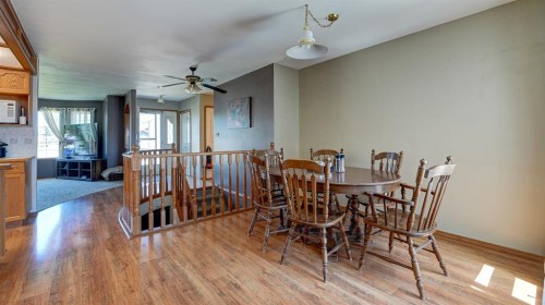 529 53 Avenue West, Claresholm, AB - Indoor Photo Showing Dining Room
