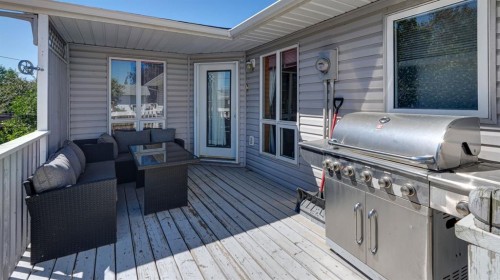 529 53 Avenue West, Claresholm, AB - Outdoor With Deck Patio Veranda With Exterior