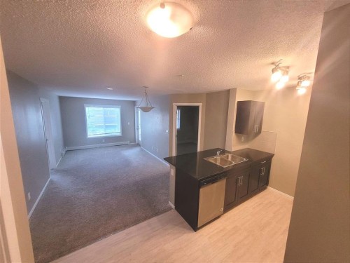 2238-81 Legacy Boulevard Se, Calgary, AB - Indoor