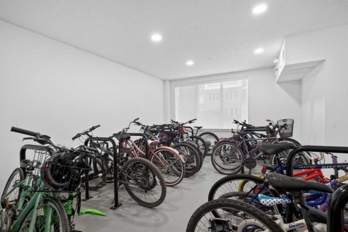 3201-6 Merganser Drive West, Chestermere, AB - Indoor Photo Showing Other Room