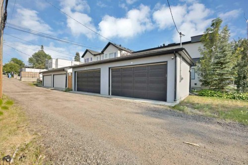 3306 2 Street Ne, Calgary, AB - Outdoor