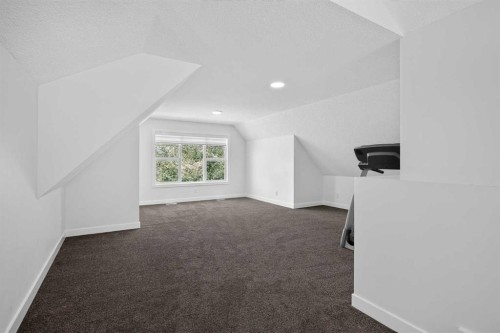 340 Copperfield Boulevard Se, Calgary, AB - Indoor Photo Showing Other Room