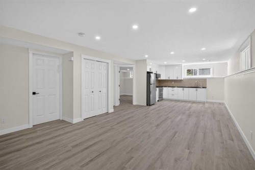 340 Copperfield Boulevard Se, Calgary, AB - Indoor