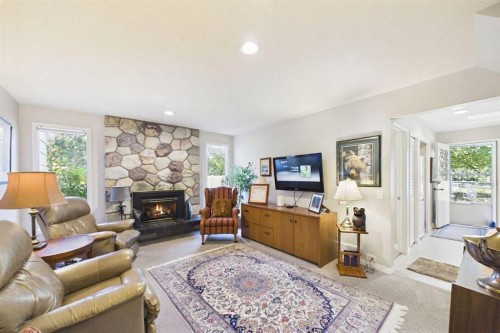 10716 Mapleshire Crescent Se, Calgary, AB 