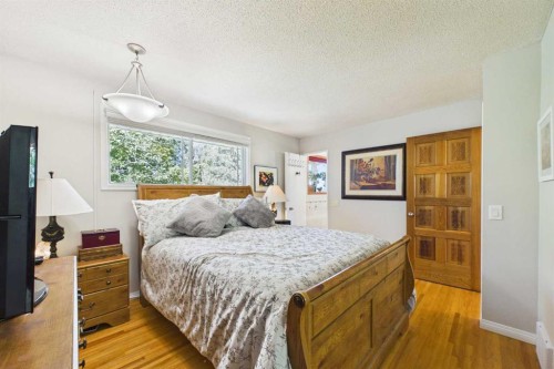 10716 Mapleshire Crescent Se, Calgary, AB 