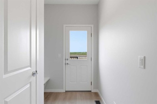 37 Rosemary Gardens Se, Calgary, AB - Indoor Photo Showing Other Room