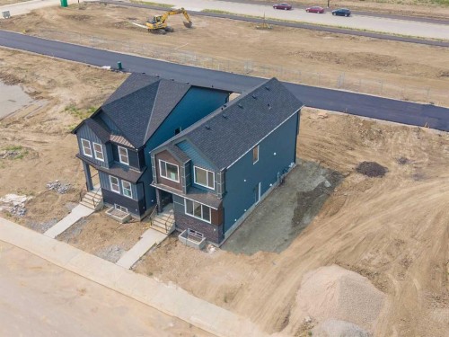 37 Rosemary Gardens Se, Calgary, AB - Outdoor
